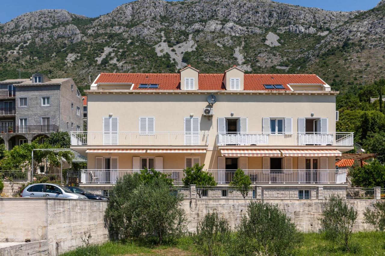 Apartments Silvija Mokošica Екстериор снимка