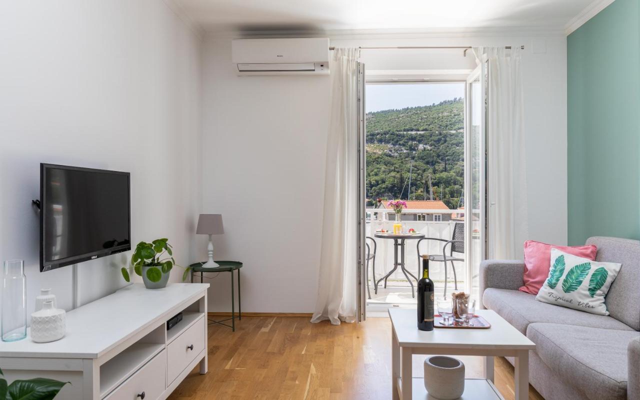 Apartments Silvija Mokošica Екстериор снимка