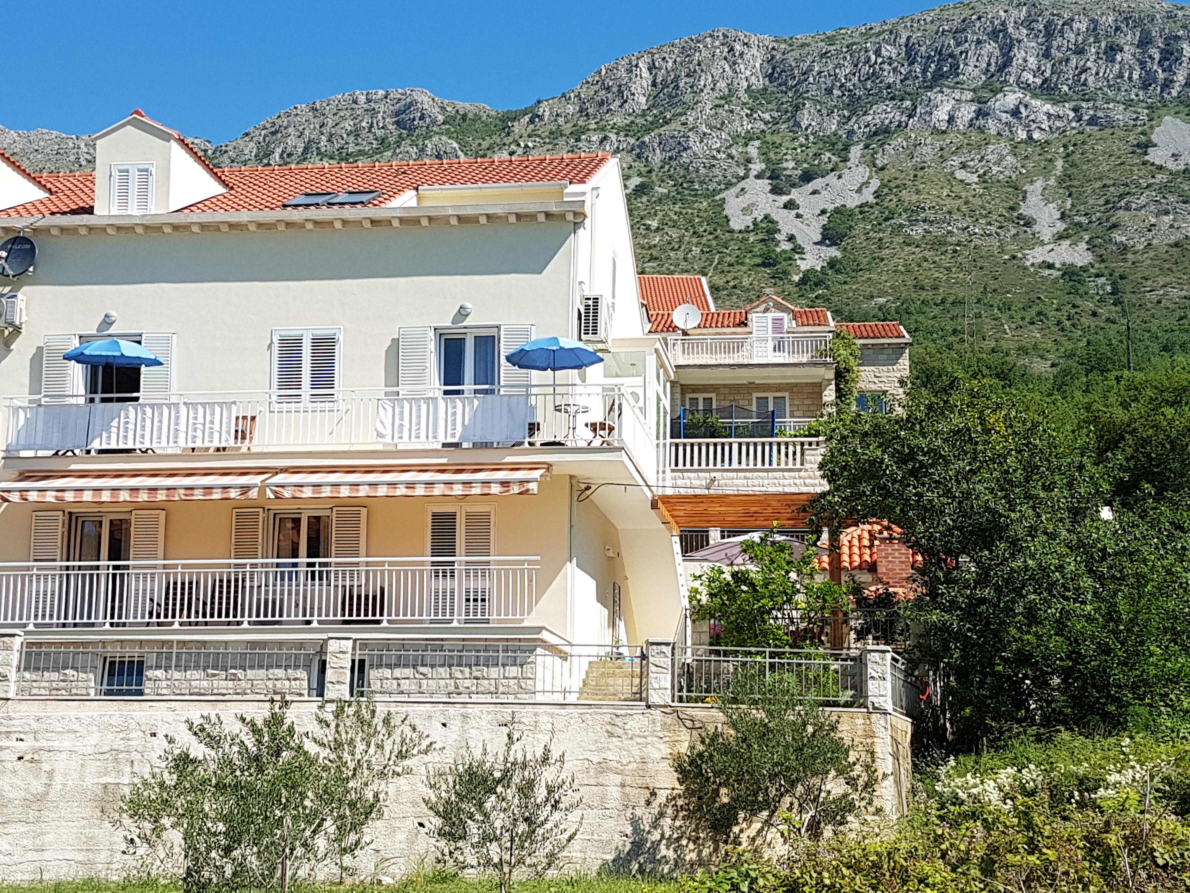 Apartments Silvija Mokošica Екстериор снимка