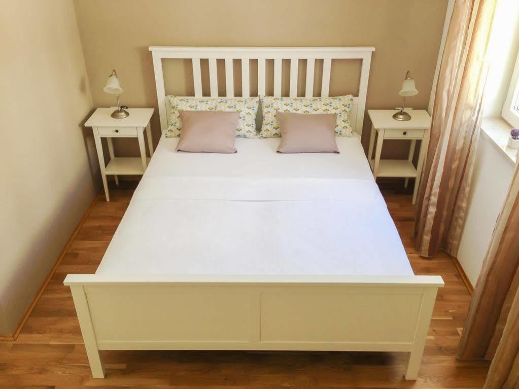 Apartments Silvija Mokošica Екстериор снимка